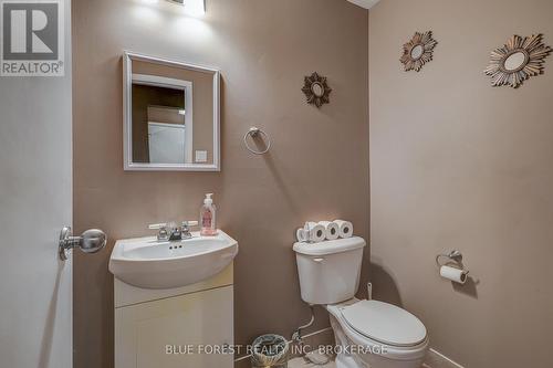 #85 -1096 Jalna Blvd, London, ON - Indoor Photo Showing Bathroom