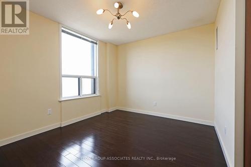 #1609 -1535 Lakeshore Rd E, Mississauga, ON - Indoor Photo Showing Other Room
