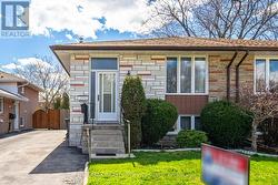 2553 PADSTOW CRES  Mississauga, ON L5J 2G2
