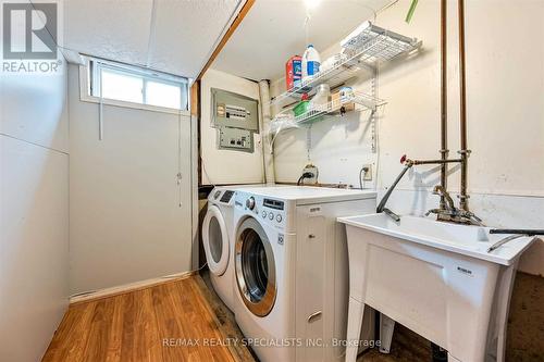 #28 -1039 Cedarglen Gate, Mississauga, ON - Indoor Photo Showing Laundry Room
