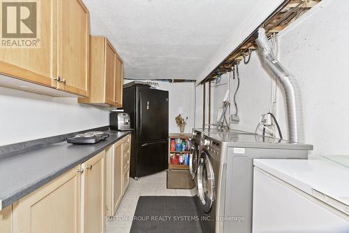 39 Benton St, Brampton, ON - Indoor Photo Showing Laundry Room