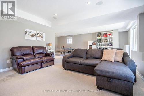 57 High Vista Drive, Oro-Medonte, ON - Indoor Photo Showing Living Room