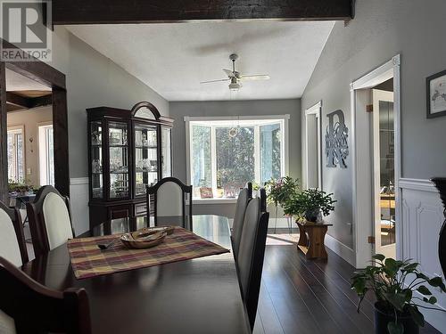 6325 Rosette Lake Road, Likely, BC - Indoor Photo Showing Dining Room