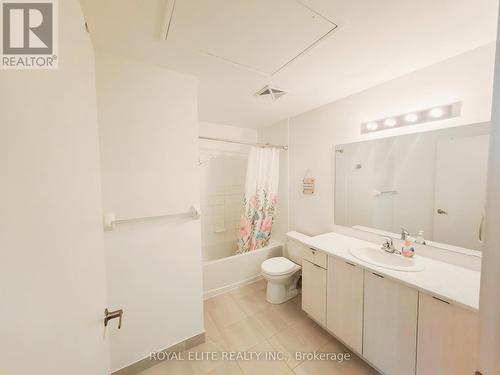 #407 -5155 Sheppard Ave, Toronto, ON - Indoor Photo Showing Bathroom