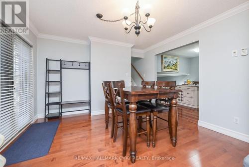 61 Doner St, New Tecumseth, ON - Indoor Photo Showing Dining Room