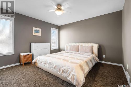 146 Mcfarland Place, Saskatoon, SK - Indoor Photo Showing Bedroom