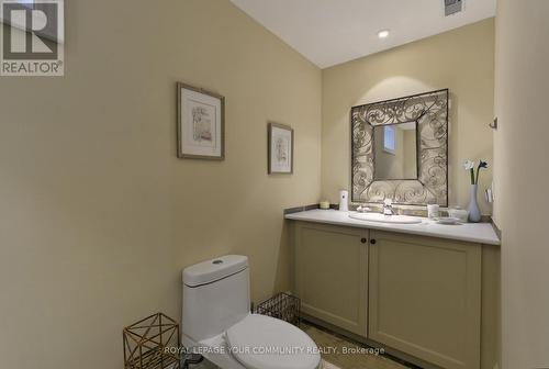 158 Legendary Tr, Whitchurch-Stouffville, ON - Indoor Photo Showing Bathroom