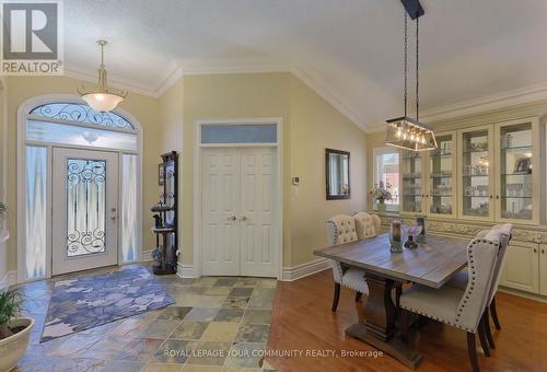 158 Legendary Trail, Whitchurch-Stouffville (Ballantrae), ON - Indoor Photo Showing Dining Room