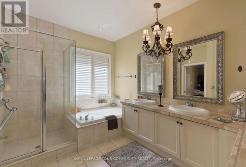 158 Legendary Trail, Whitchurch-Stouffville, ON - Indoor Photo Showing Bathroom