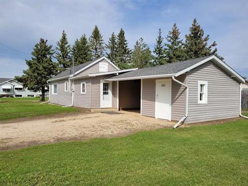 305 11Th Avenue S, Swan River, MB - Outdoor