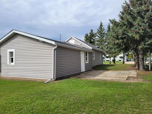 305 11Th Avenue S, Swan River, MB - Indoor