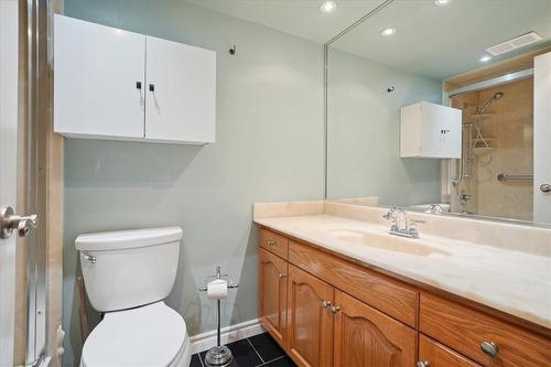 301 Frances Avenue|Unit #404, Stoney Creek, ON - Indoor Photo Showing Bathroom