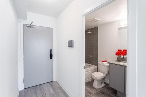 3210 Dakota Common|Unit #A306, Burlington, ON - Indoor Photo Showing Bathroom