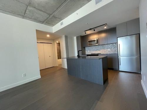 Dining room - 311-200 Boul. Marcel-Laurin, Montréal (Saint-Laurent), QC - Indoor Photo Showing Kitchen