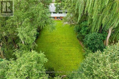 225 Anne St, Niagara-On-The-Lake, ON - Outdoor
