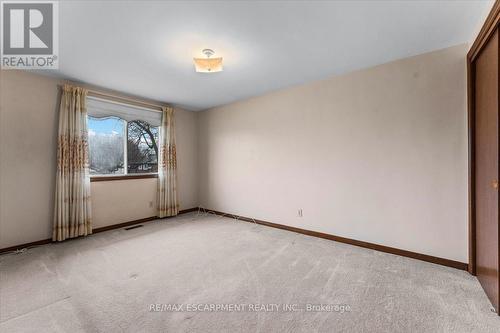 93 Richmond Street, Thorold, ON - Indoor Photo Showing Other Room