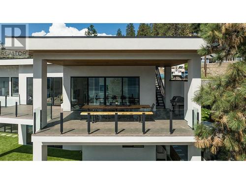 5843 Somerset Avenue, Peachland, BC - Outdoor With Deck Patio Veranda