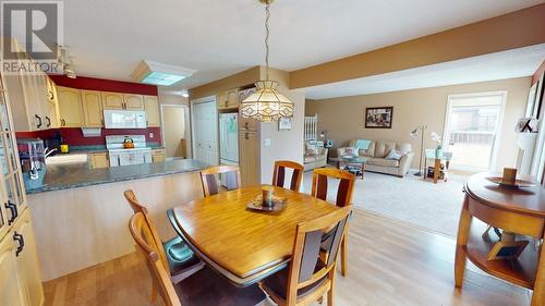 10826 102 Street, Fort St. John, BC - Indoor Photo Showing Dining Room