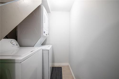 88 Gram Avenue, Welland, ON - Indoor Photo Showing Laundry Room