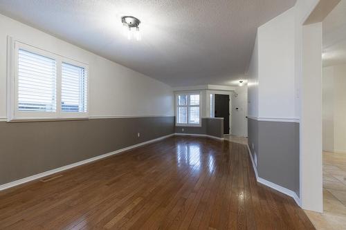 39 Cove Crescent, Hamilton, ON - Indoor Photo Showing Other Room