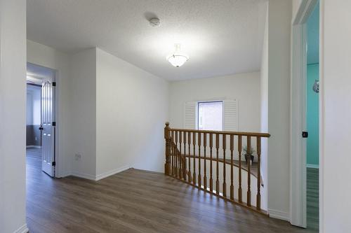 39 Cove Crescent, Hamilton, ON - Indoor Photo Showing Other Room
