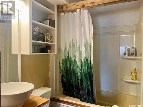 610 1St Street S, Leask, SK - Indoor Photo Showing Bathroom