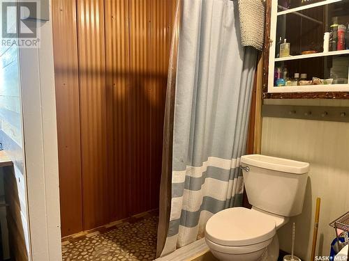 610 1St Street S, Leask, SK - Indoor Photo Showing Bathroom