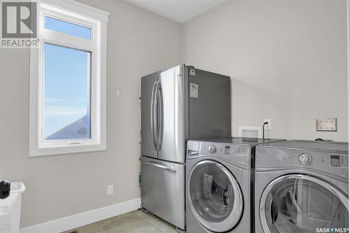5417 Blake Crescent, Regina, SK - Indoor Photo Showing Laundry Room