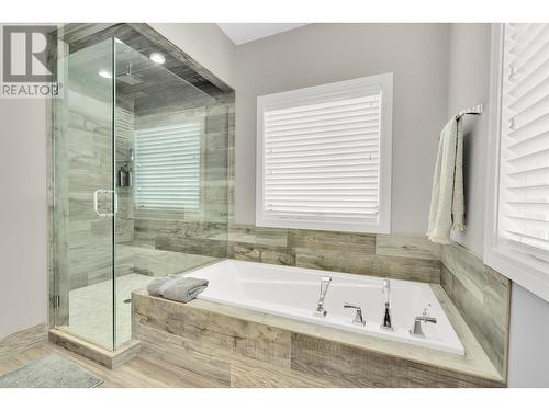 3210 Christopher Drive, Prince George, BC - Indoor Photo Showing Bathroom