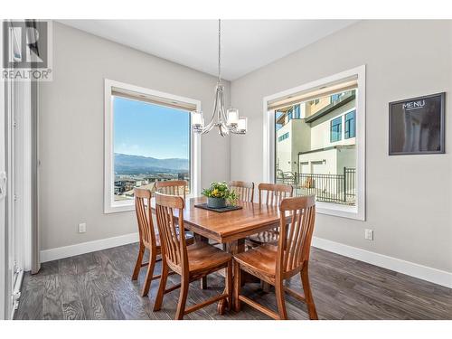 1376 Mine Hill Drive, Kelowna, BC - Indoor Photo Showing Dining Room