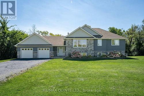 1647 Lakeside Dr, Prince Edward County, ON - Outdoor With Facade
