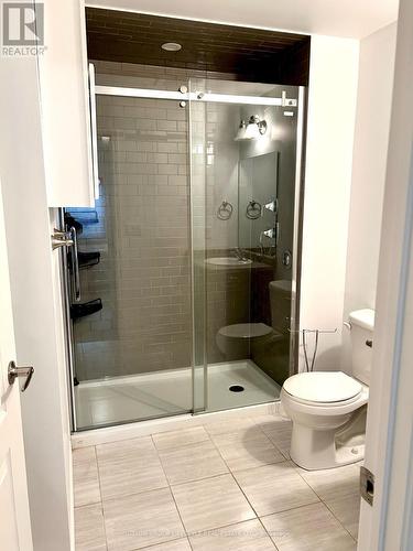 106 - 910 Wentworth Street, Peterborough, ON - Indoor Photo Showing Bathroom