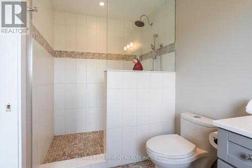 54 Stoney Creek Road, Haldimand, ON - Indoor Photo Showing Bathroom