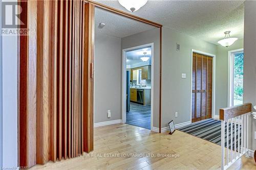 285 Riverside Drive, London, ON - Indoor Photo Showing Other Room