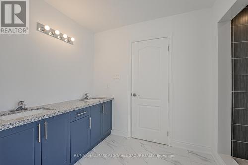 2988 Monarch Dr, Orillia, ON - Indoor Photo Showing Other Room