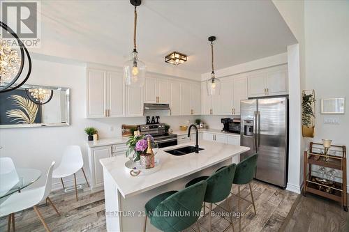 5 Nautical Lane, Wasaga Beach, ON - Indoor Photo Showing Kitchen With Double Sink