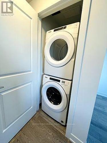 250 - 1075 Douglas Mccurdy Comm Court, Mississauga, ON - Indoor Photo Showing Laundry Room