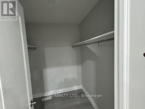 2611 Benedet Dr, Mississauga, ON - Indoor Photo Showing Bathroom