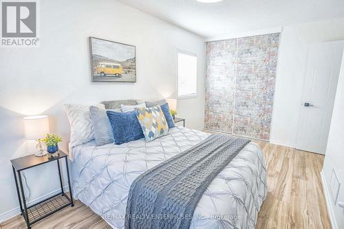 10 - 1239 Upper Village Drive, Mississauga, ON - Indoor Photo Showing Bedroom