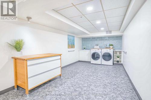 10 - 1239 Upper Village Drive, Mississauga, ON - Indoor Photo Showing Laundry Room