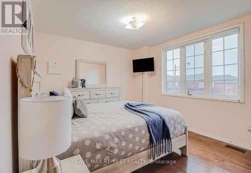 10 Chatelaine Court, Brampton, ON - Indoor Photo Showing Bedroom