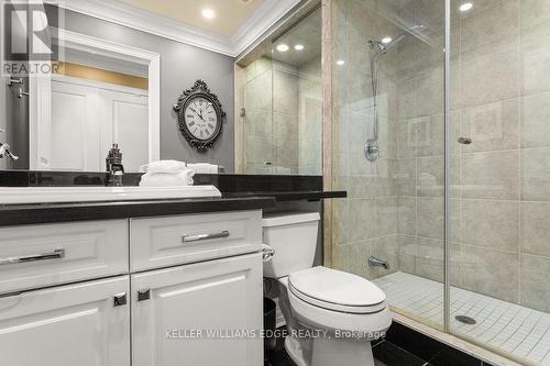 #803 -360 Pearl St, Burlington, ON - Indoor Photo Showing Bathroom