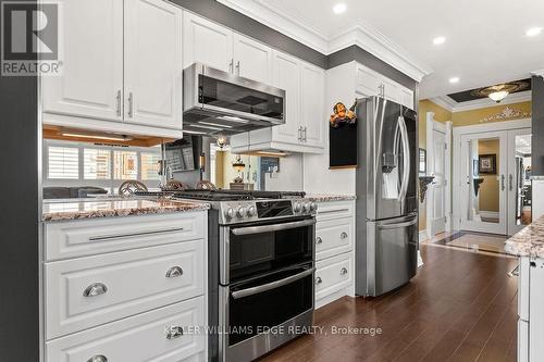 #803 -360 Pearl St, Burlington, ON - Indoor Photo Showing Kitchen With Stainless Steel Kitchen With Upgraded Kitchen