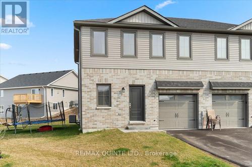 94 Campbell Crescent, Prince Edward County, ON - Outdoor
