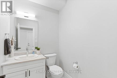 94 Campbell Crescent, Prince Edward County, ON - Indoor Photo Showing Bathroom