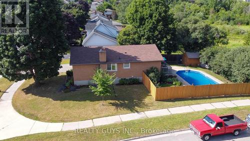 950 Silverdale Road, Peterborough, ON - Outdoor With In Ground Pool