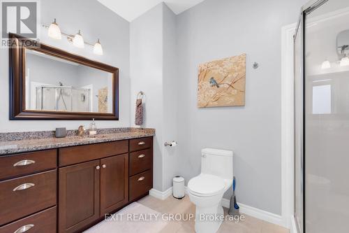 25 Rosewood Dr, Quinte West, ON - Indoor Photo Showing Bathroom