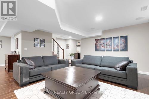 25 Rosewood Dr, Quinte West, ON - Indoor Photo Showing Living Room