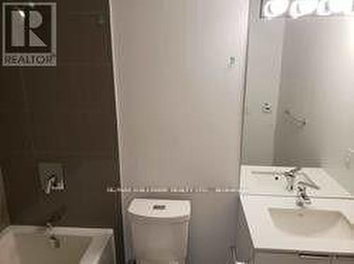 1805 - 609 Avenue Road, Toronto, ON - Indoor Photo Showing Bathroom