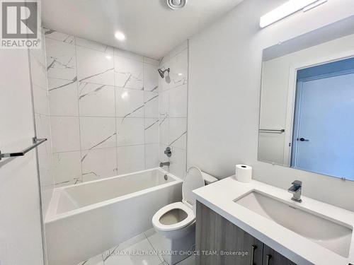 #2609 -15 Ellerslie Ave, Toronto, ON - Indoor Photo Showing Bathroom